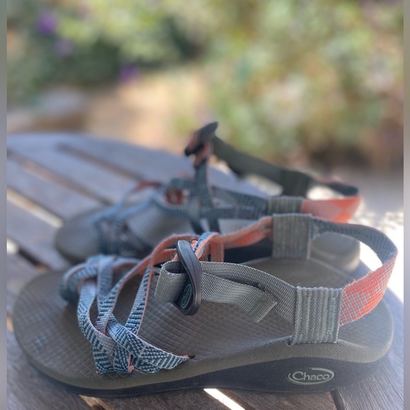 Women’s Chacos Size 7, Good Used Condition - Picture 13 of 15
